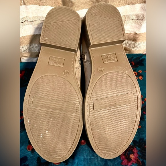 Time and Tru Taupe Faux Suede Ankle Boots | Women’s 6.5 - Picture 6 of 9